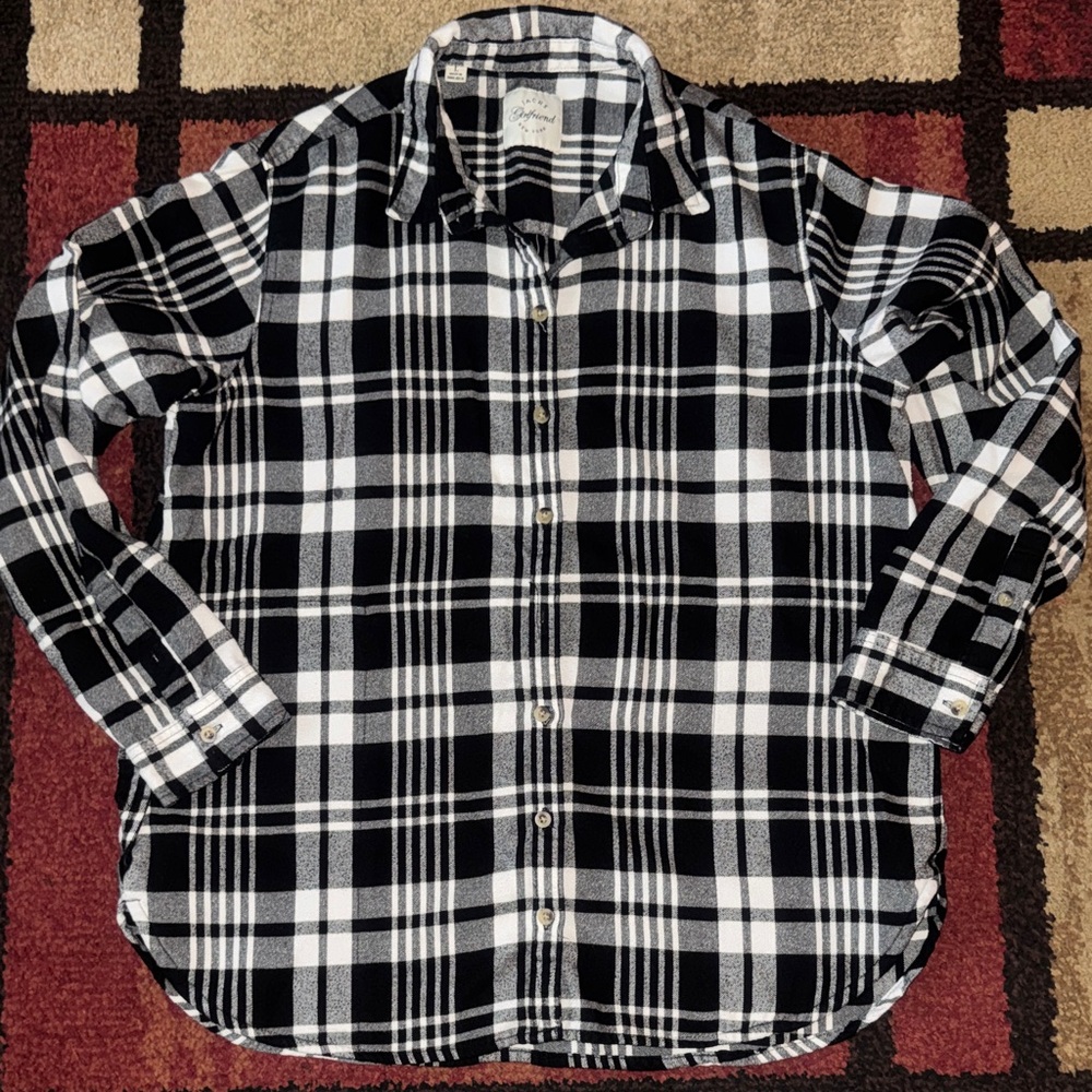 Jachs Girlfriend Plaid Flannel Button Up